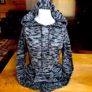 No boundaries sweater hoodie